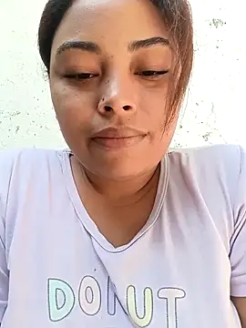 Naomi-Summer online show from 11-12-25, 04:18