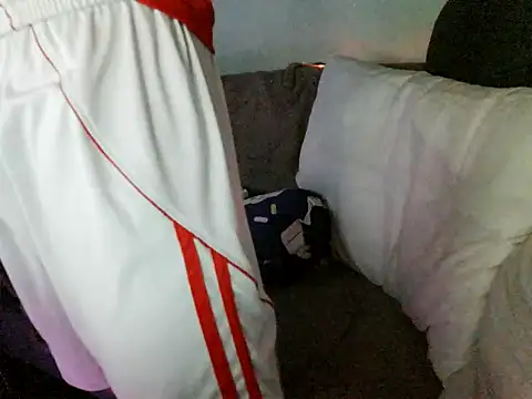 boyhigh1997 online show from 10-12-25, 05:34