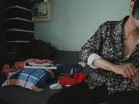 boyhigh1997 online show from 12-15-25, 07:12