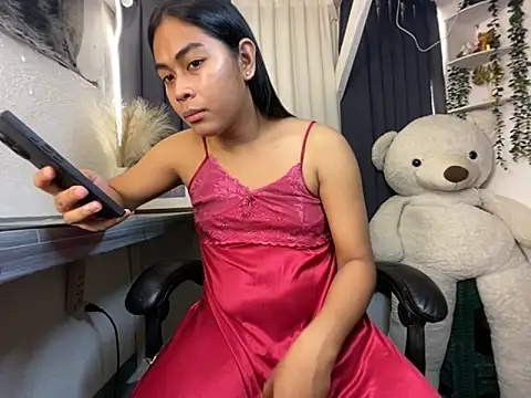 Snapshot of Sweetasian_cum chatting on 09-21-25, 03:46 Sweetasian cum online show from 09-21-25, 03:46