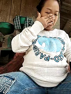 Snapshot of Rioo122 chatting on 10-09-25, 01:47 Rioo122 online show from 10-09-25, 01:47