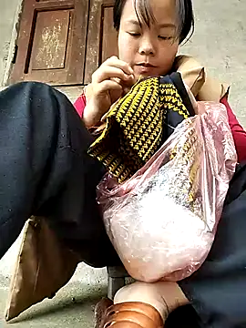 Snapshot of Rioo122 chatting on 11-16-25, 06:08 Rioo122 online show from 11-16-25, 06:08