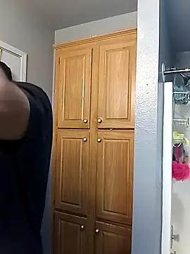 Snapshot of EbonyKing69 chatting on 10-09-25, 03:48 EbonyKing69 online show from 10-09-25, 03:48