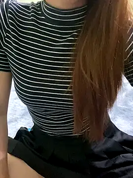 Snapshot of Ri210 chatting on 11-03-25, 10:49 Ri210 online show from 11-03-25, 10:49