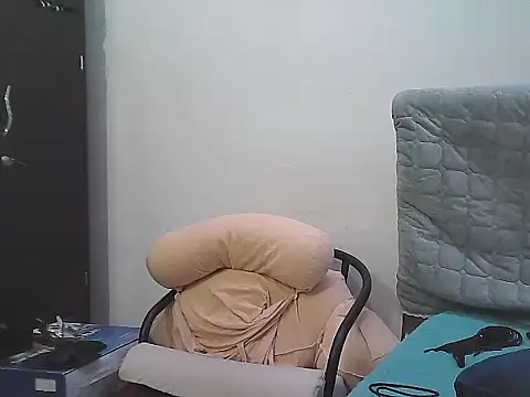 Snapshot of morenocabro10 chatting on 11-09-25, 07:12 morenocabro10 online show from 11-09-25, 07:12