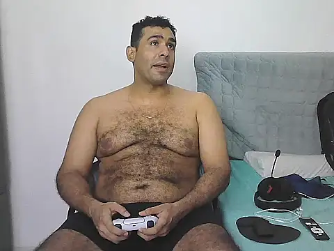 morenocabro10 online show from 04-05-26, 03:15