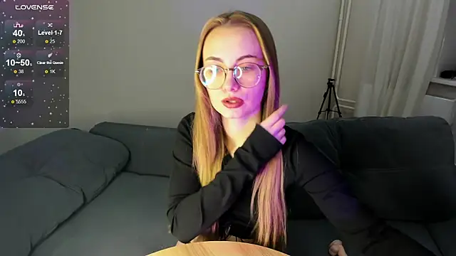 MewStella online show from 10-14-25, 07:14