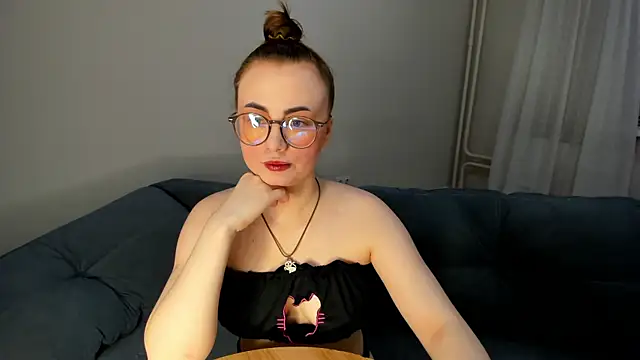 Snapshot of MewStella chatting on 03-31-26, 07:25 MewStella online show from 03-31-26, 07:25