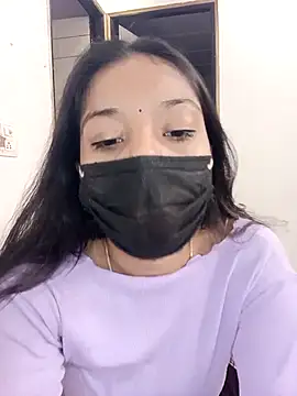 Cute Rakhi8 online show from 11-14-25, 04:44