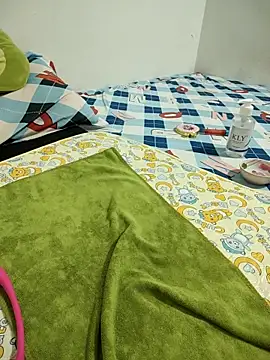 Yina219 online show from 10-08-25, 01:47