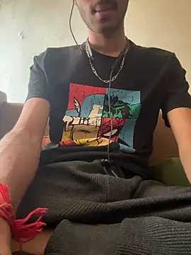 Snapshot of hoegupta chatting on 11-15-25, 08:44 hoegupta online show from 11-15-25, 08:44