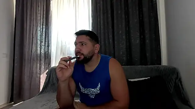 Snapshot of Gold_Alpha_Boy chatting on 10-12-25, 08:13 Gold Alpha Boy online show from 10-12-25, 08:13