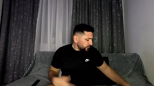 Snapshot of Gold_Alpha_Boy chatting on 10-24-25, 07:43 Gold Alpha Boy online show from 10-24-25, 07:43