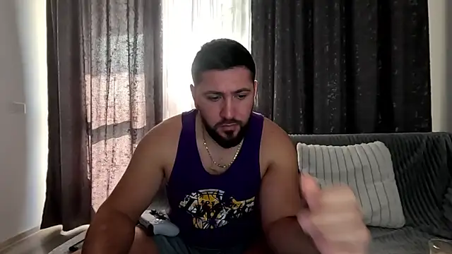 Snapshot of Gold_Alpha_Boy chatting on 11-02-25, 09:00 Gold Alpha Boy online show from 11-02-25, 09:00