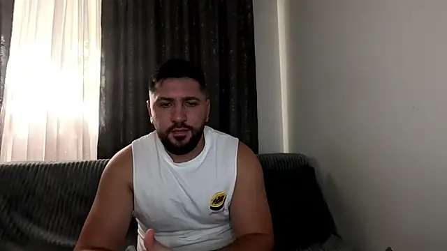 Snapshot of Gold_Alpha_Boy chatting on 11-03-25, 10:16 Gold Alpha Boy online show from 11-03-25, 10:16