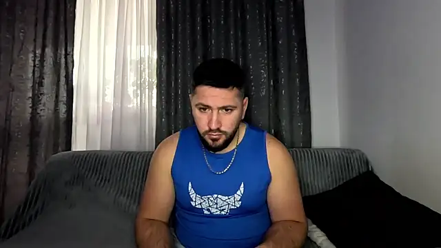 Snapshot of Gold_Alpha_Boy chatting on 11-05-25, 08:58 Gold Alpha Boy online show from 11-05-25, 08:58