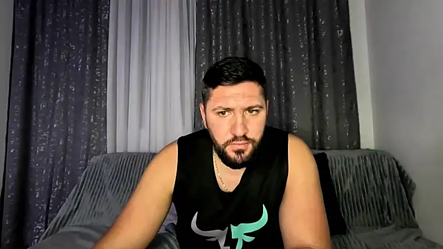 Snapshot of Gold_Alpha_Boy chatting on 11-12-25, 03:45 Gold Alpha Boy online show from 11-12-25, 03:45