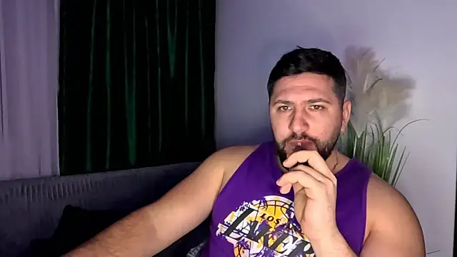 Gold Alpha Boy online show from 01-17-26, 11:08