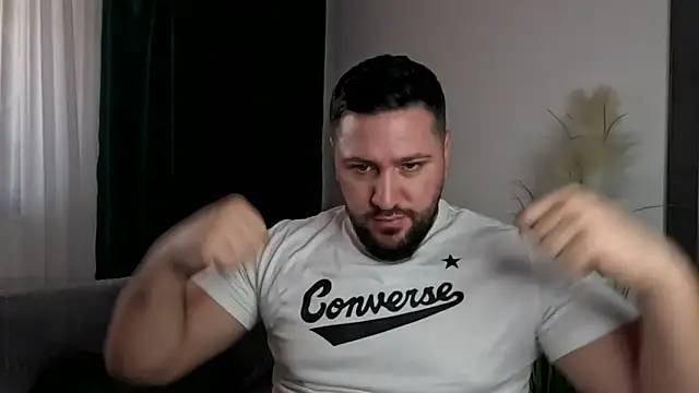 Gold Alpha Boy online show from 02-02-26, 02:38