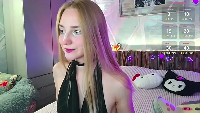 Luna-Fever online show from 09-21-25, 03:02