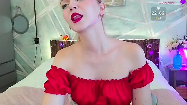 Luna-Fever online show from 09-23-25, 08:39