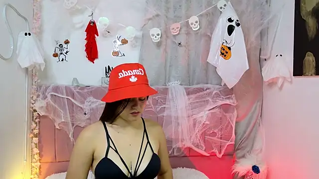 sukilove18 online show from 10-14-25, 11:16