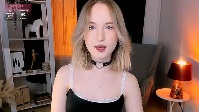 Snapshot of kikishyness chatting on 11-23-25, 10:20 kikishyness online show from 11-23-25, 10:20