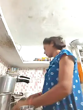 ISHANI-SINGH online show from 10-23-25, 12:59