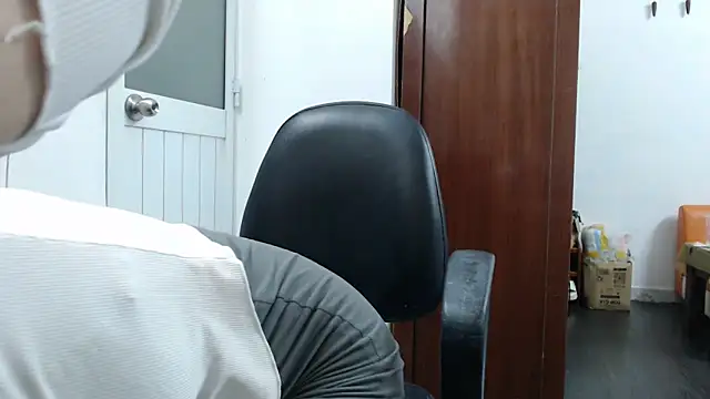 youngmin 09 online show from 02-03-26, 02:53