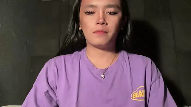 Snapshot of Claudia_Johnson chatting on 09-27-25, 02:55 Claudia Johnson online show from 09-27-25, 02:55