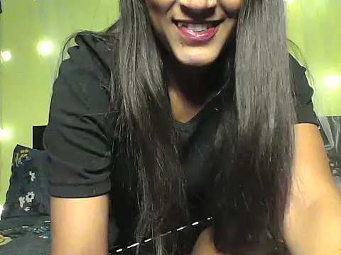 Snapshot of mickle_james chatting on 11-07-25, 04:51 mickle james online show from 11-07-25, 04:51