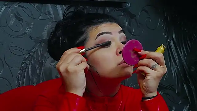 Snapshot of DevashaQueenX chatting on 04-15-26, 06:42 DevashaQueenX online show from 04-15-26, 06:42