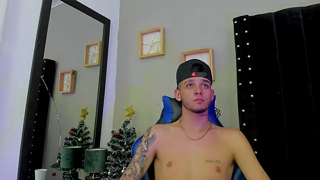 Mathewboy1 online show from 12-18-25, 07:14