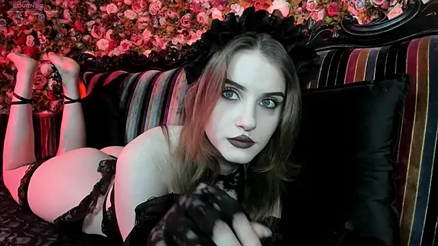 EllieMori online show from 12-18-25, 07:58