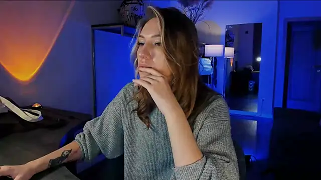 MariGven online show from 11-20-25, 01:44