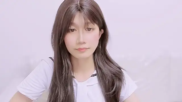 Snapshot of Rabbitlittlefool chatting on 10-31-25, 03:57 Rabbitlittlefool online show from 10-31-25, 03:57