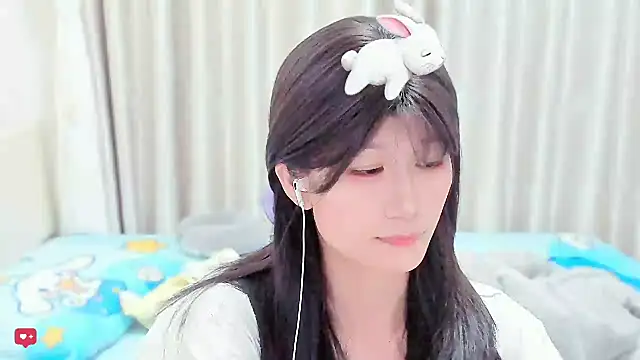 Rabbitlittlefool online show from 02-06-26, 05:12