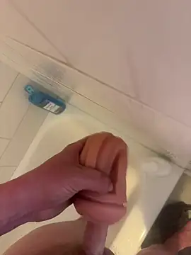 Buck2000 online show from 03-06-26, 06:04