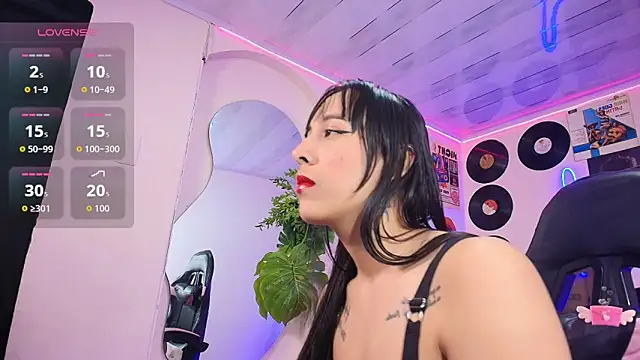 saori katusmi online show from 10-28-25, 11:58