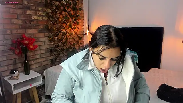 Lia Blake  online show from 02-24-26, 12:36