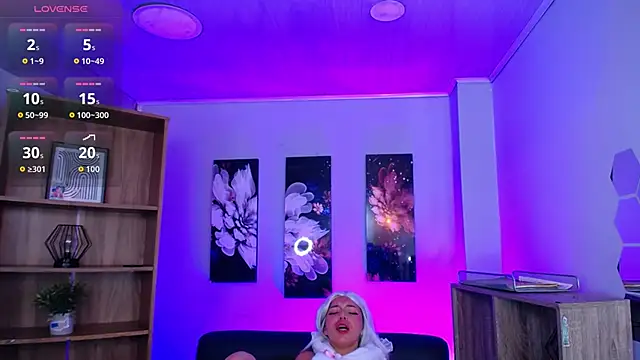 roseefancy online show from 09-11-25, 11:43