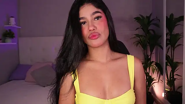 Snapshot of barbaramarmol chatting on 11-03-25, 12:39 barbaramarmol online show from 11-03-25, 12:39