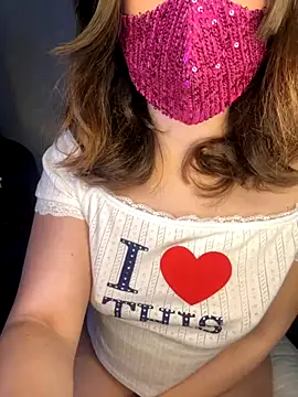 Elina-Marina online show from 11-18-25, 10:31