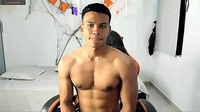 jeanfran ferrer online show from 10-24-25, 06:37