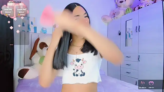 Snapshot of baby_cleo chatting on 11-13-25, 11:58 baby cleo online show from 11-13-25, 11:58