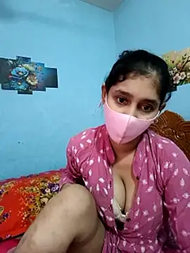 Cute Faria online show from 10-20-25, 04:35