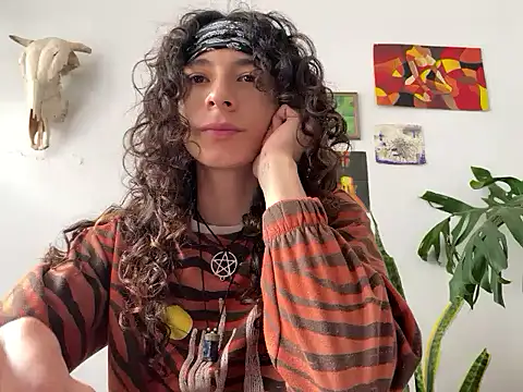 Snapshot of camille_delrey chatting on 09-17-25, 07:48 camille delrey online show from 09-17-25, 07:48