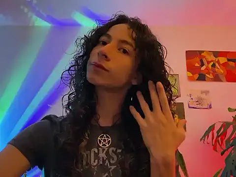 Snapshot of camille_delrey chatting on 10-07-25, 02:09 camille delrey online show from 10-07-25, 02:09