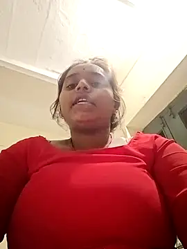 Hot crety online show from 10-29-25, 03:25