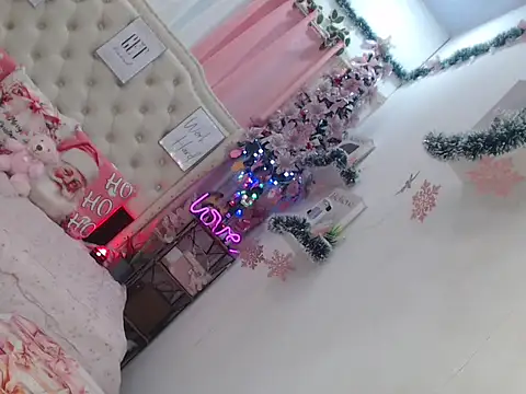 miss strongerthanbefore03 online show from 12-16-25, 11:21